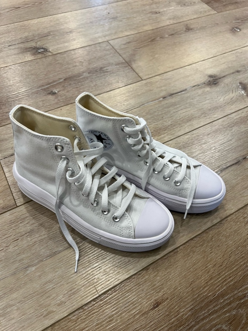 White Converse All Star High Top